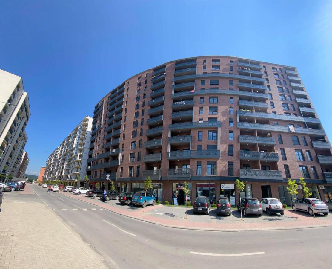 Shooter Apartments แฟริซาย ภายนอก รูปภาพ