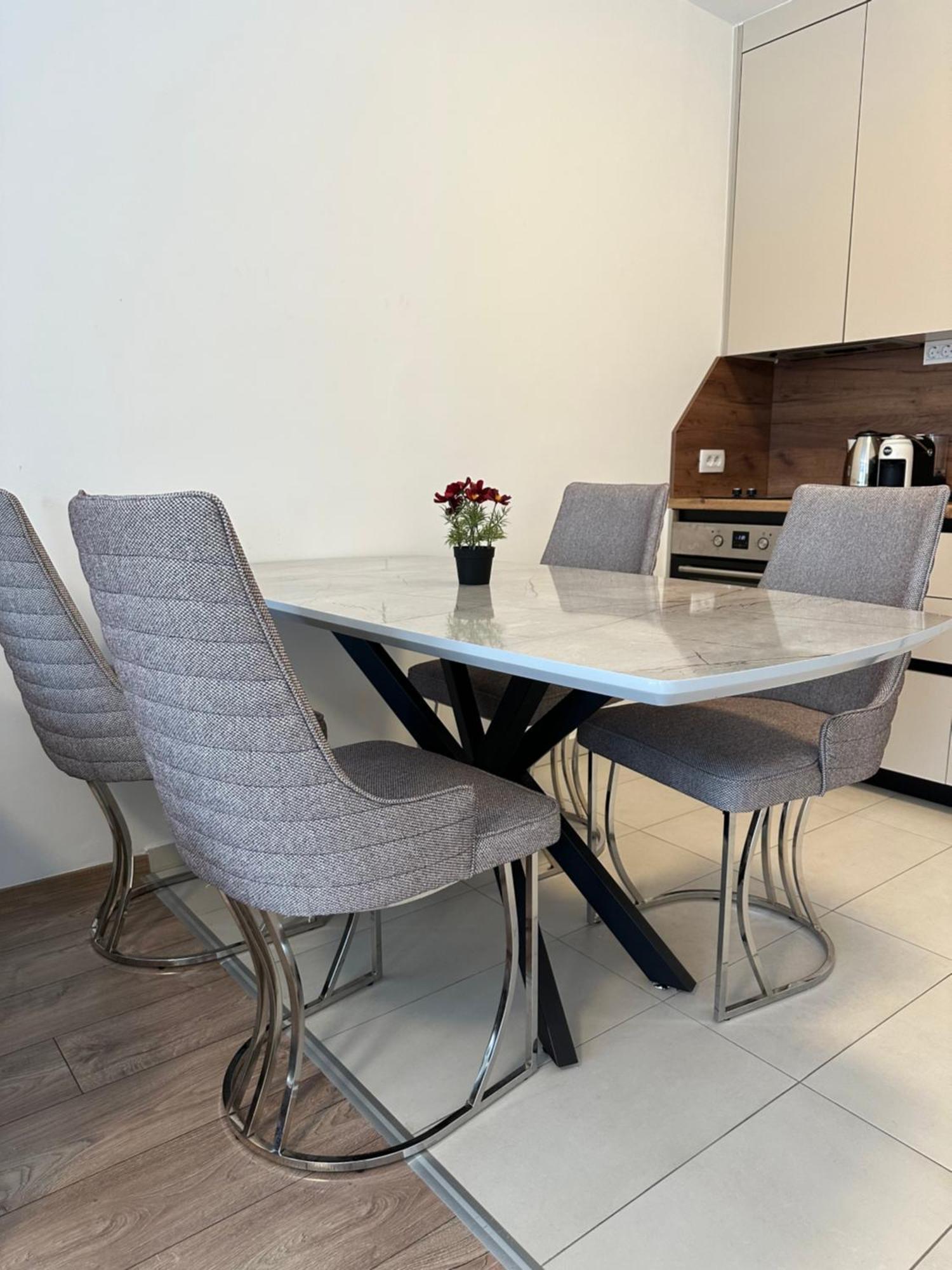 Shooter Apartments แฟริซาย ภายนอก รูปภาพ